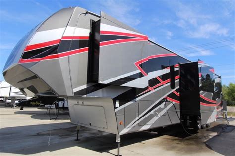 rv mega store.